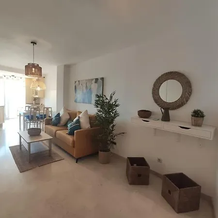 Rada Waves Apartment *